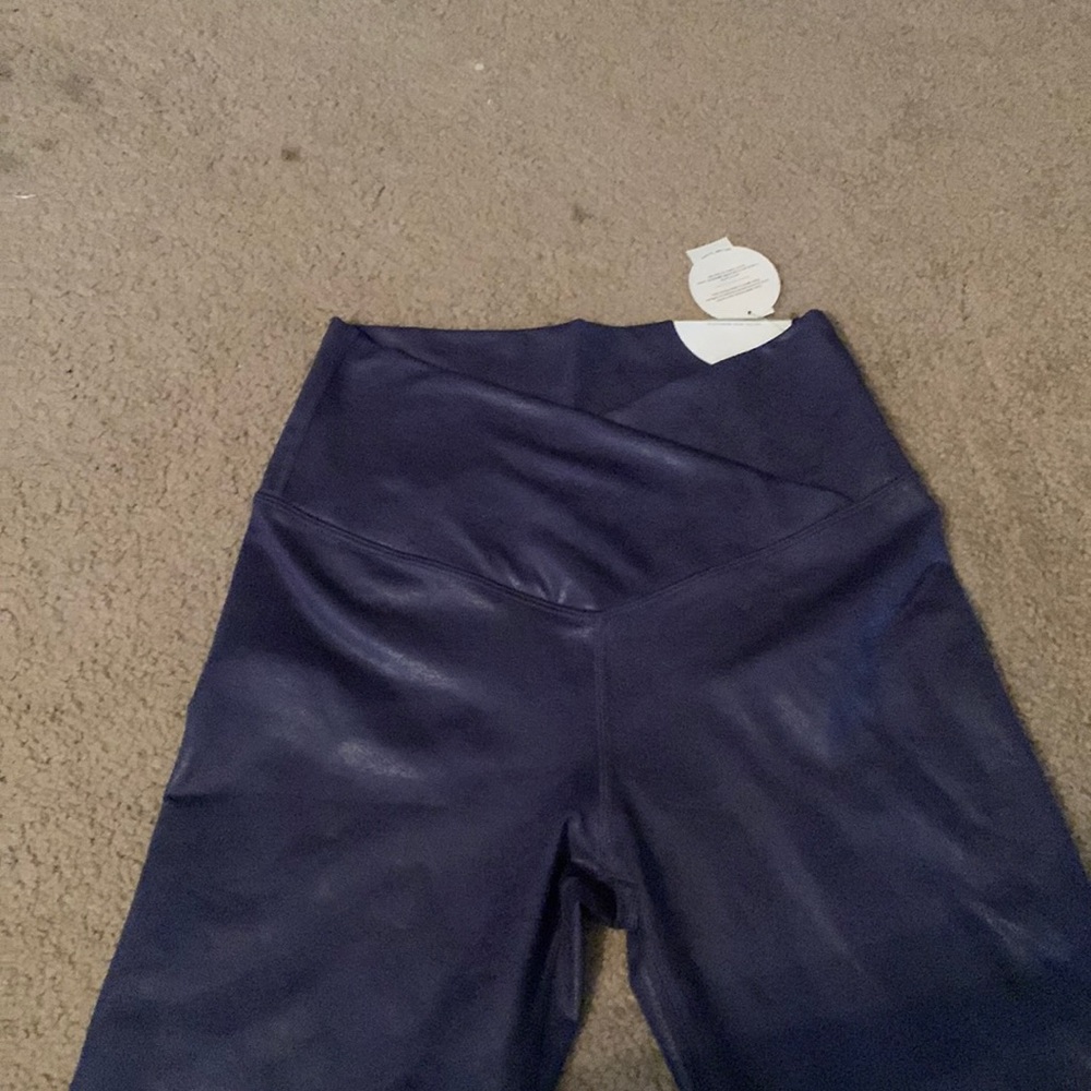 NWT aerie offline leggings size M